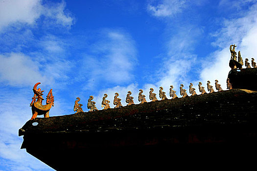 云南西双版纳景真佛寺的房檐
