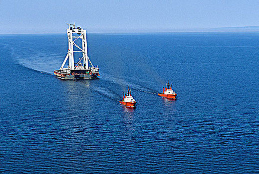 俯视,起重机,两个,拖船,诺森伯兰郡,海峡,爱德华王子岛,加拿大,联邦大桥