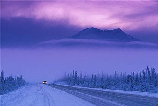 交通工具,遥远,冬天,紫色,雾