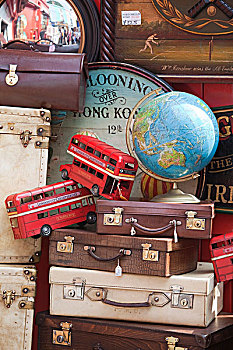 手提箱,地球,红色,双层巴士,伦敦,波多贝露市场,英格兰,英国,欧洲