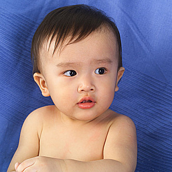 嬰兒