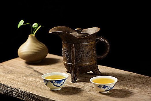 紫砂茶壶茶杯茶具茶文化茶艺霸王爵宫廷三脚酒杯金爵壶