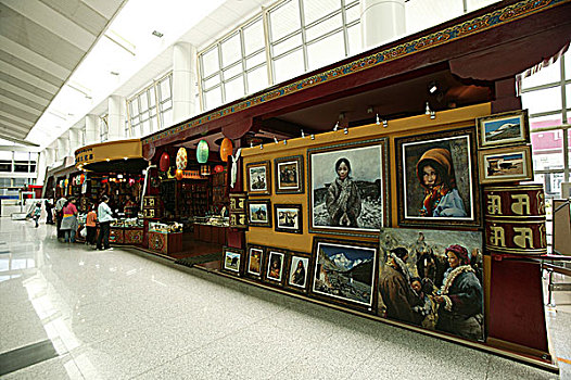西藏拉萨机场