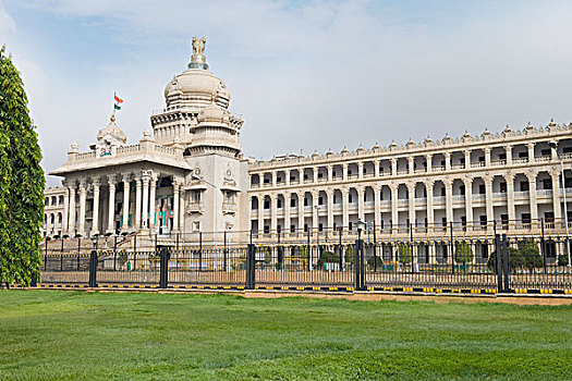 政府建筑,花园,班加罗尔,印度