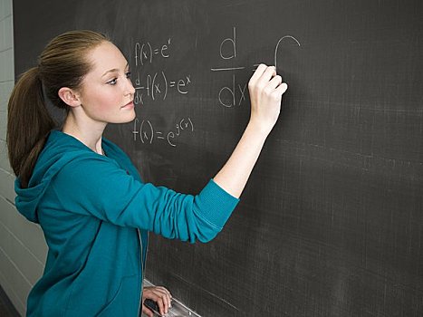 女学生,文字,室外,数学,程式,黑板