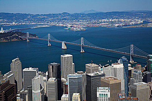 美国,加利福尼亚,市区,旧金山,海湾大桥,旧金山湾,耶巴布埃纳岛,奥克兰,俯视