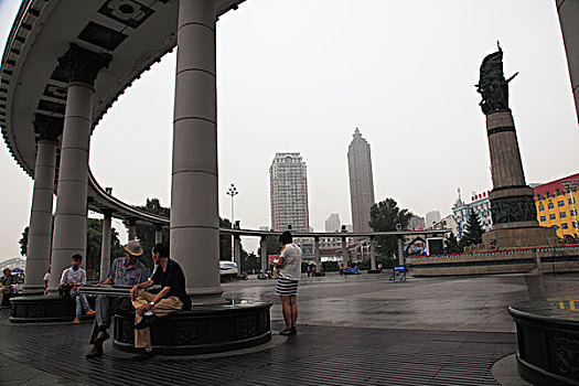 哈尔滨人民防洪纪念塔广场