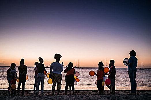 尼维斯岛,海滩,剪影,人,气球,黃昏