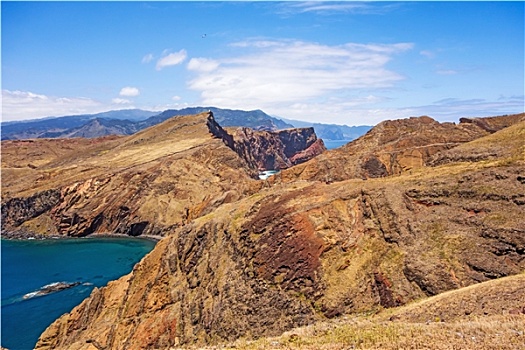 马德拉岛,湾