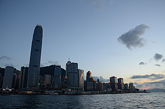 香港