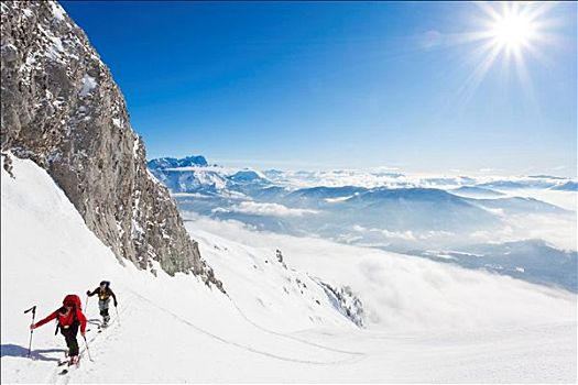 两个男人,滑雪,旅游,山峦,萨尔茨堡,奥地利,俯拍