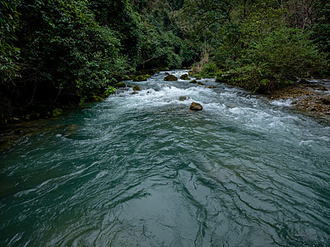 小七孔溪流