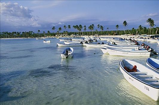 多米尼加共和国,贝雅喜比,渔船