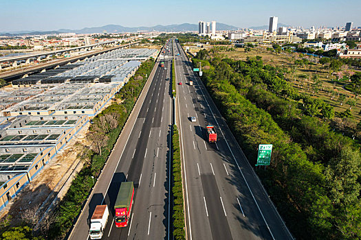 航拍高速公路景观