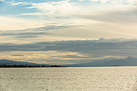 新西兰日落陶波湖
