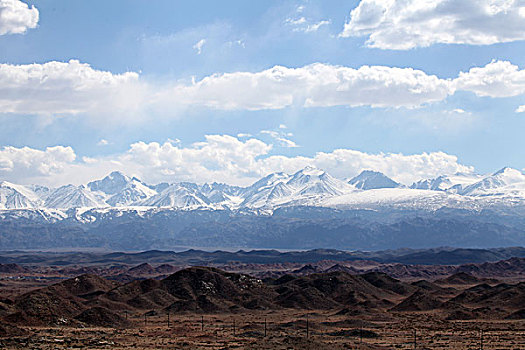 东天山美景