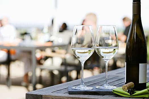 白葡萄酒,平台,餐馆