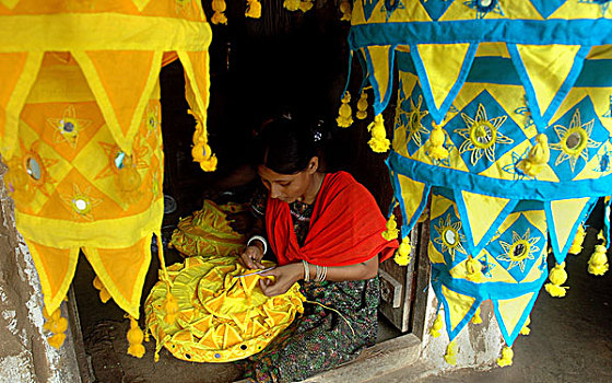 女人,制作,灯罩,乡村,印度,六月,2005年