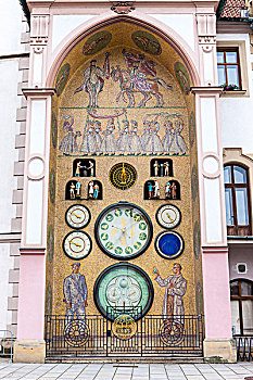 市政厅的天文钟