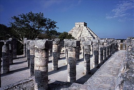 广场,柱子,库库尔坎金字塔,奇琴伊察,墨西哥