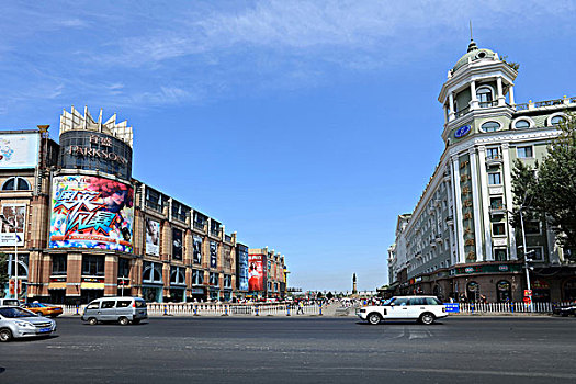 哈尔滨中央大街百盛购物中心