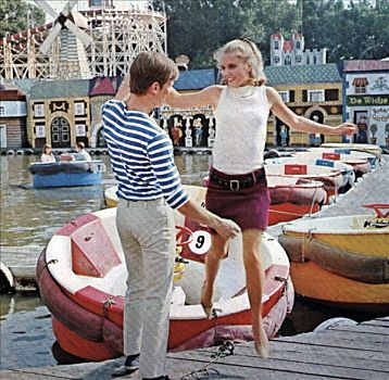 伴侣,游艺,60年代