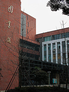 四川大学建筑
