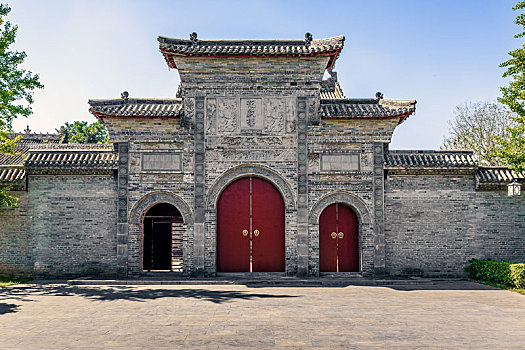中国安徽省亳州大关帝庙花戏楼景区中式门楼