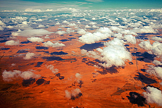 航拍,俯视,白色,绒毛状,云,荒漠景观,摩洛哥