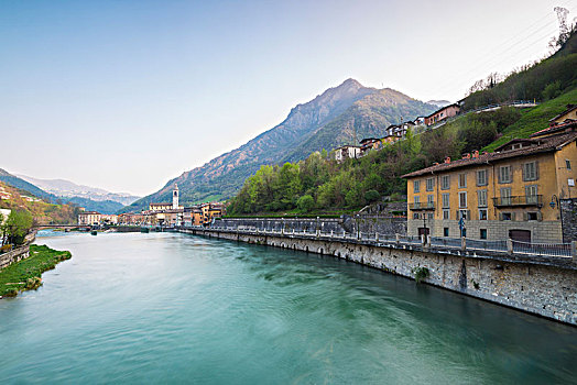 河,圣佩莱格里诺温泉,省,贝加莫,阿尔卑斯山,意大利阿尔卑斯山,意大利