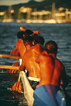 玻利尼西亚,男人,涉水,舷外支架,独木舟,日落,后面