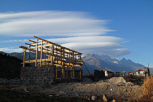 云南丽江玉龙雪山,白沙乡,民居,新建