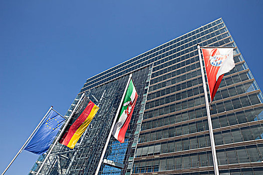 旗帜,正面,杜塞尔多夫,北莱茵威斯特伐利亚,德国,欧洲