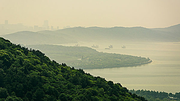 高山湖泊