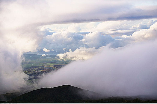 云,俯视,农田,山,哈雷阿卡拉火山,毛伊岛,夏威夷,美国