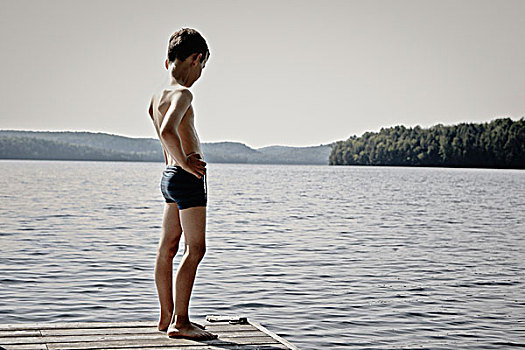 男孩,俯视,湖,木质,码头,安大略省,加拿大