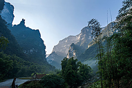 湖北秭归三峡竹海天水峡