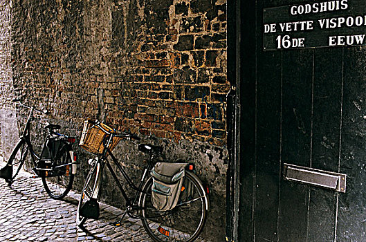 比利时,布鲁塞尔,两个,自行车,墙壁,街道,铭刻