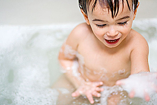 2岁,男孩,沐浴,蒙特利尔,魁北克,加拿大