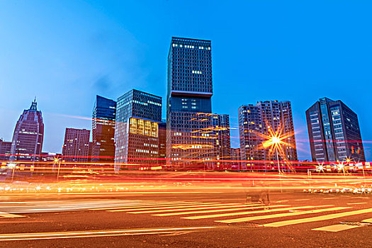 城市道路,建筑,夜景