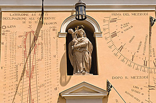 圣母玛利亚,雕塑,加里波第广场,艾米利亚-罗马涅大区,意大利,欧洲