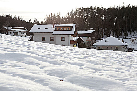 奥地利小镇雪道