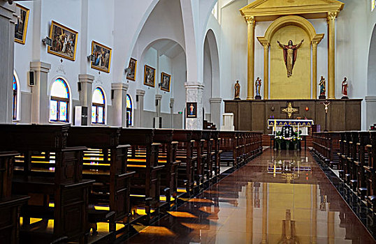 上海卢湾区大型天主教堂,圣伯多禄堂
