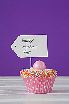 高兴,母亲节,卡,杯形糕饼,紫色背景