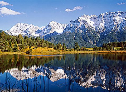 湖,正面,山脉,靠近,米滕瓦尔德,上巴伐利亚,巴伐利亚,德国,欧洲