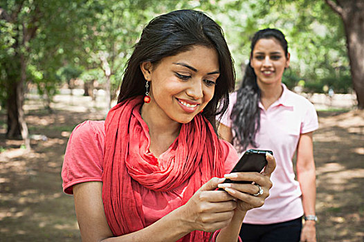 女人,发短信,手机,新德里,德里,印度