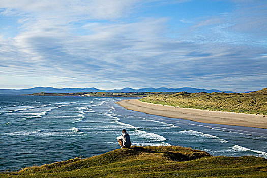 一个人,坐,边缘,海滩,靠近,多纳格,爱尔兰
