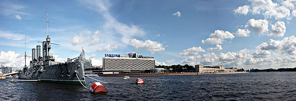圣彼得堡涅瓦河阿弗罗尔巡洋舰宽片