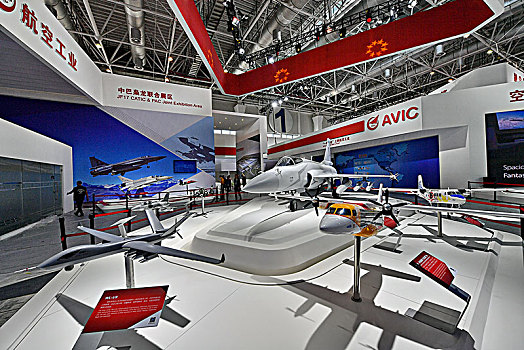 第十二届中国航展珠海国际航展馆室内静态飞机模型展示