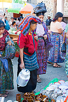 危地马拉,西高地,阿蒂特兰湖,佩特罗,玛雅,女人,购物,市场,城镇